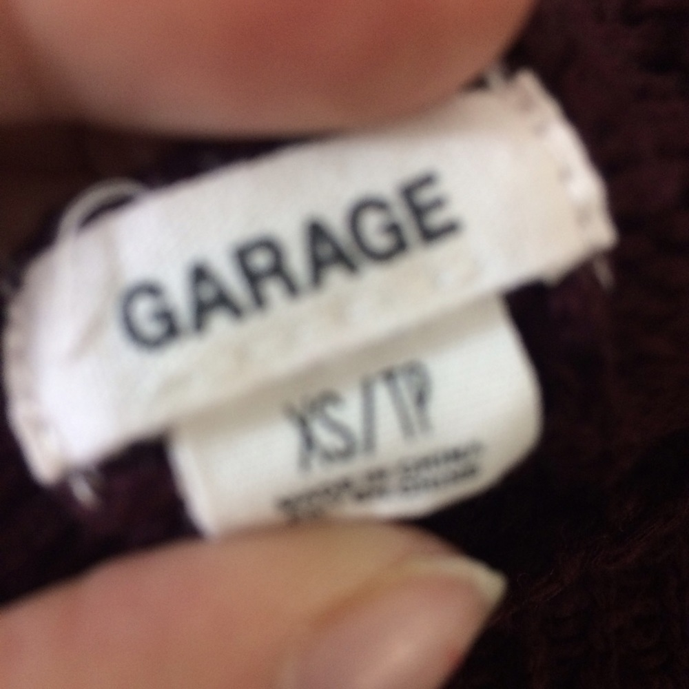 🔥 sale Garage maroon v neck sweater - Picture 2 of 3