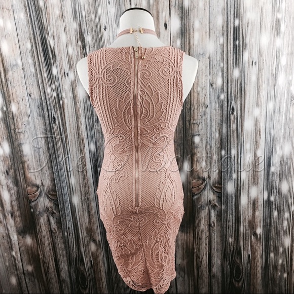 🎉CLEARANCE🎉Blush Lace Bodycon Choker Dress - Picture 3 of 3