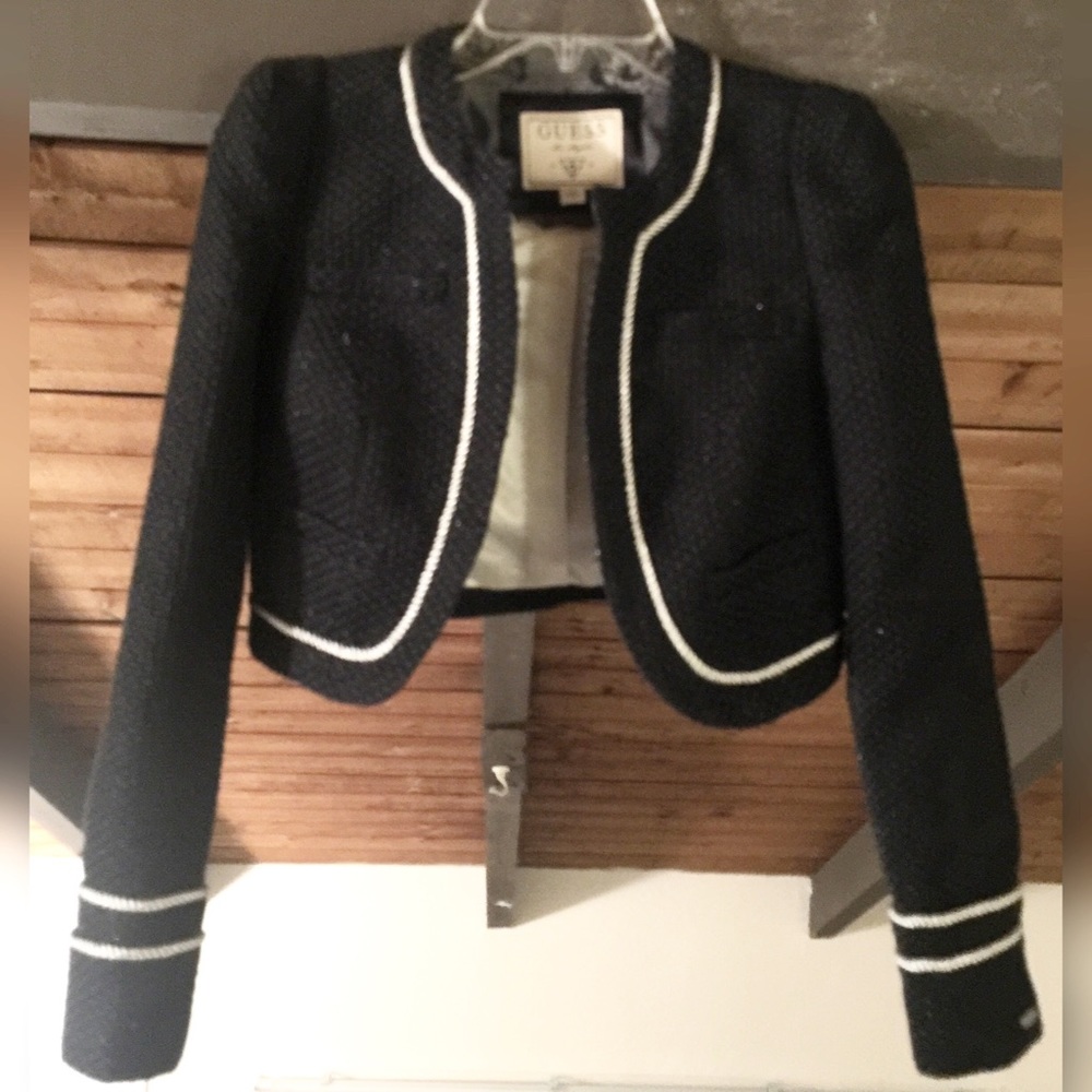 Contrast trimmed bolero jacket