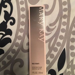 Mary Kay CC cream (deep)