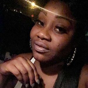 Meet your Posher, Latoya