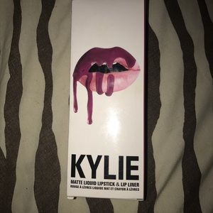 Kylie Lip Kit Posie K
