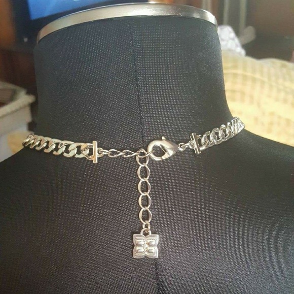 🎉New Bcbg Natural Blue Stone Statement Necklace - Picture 2 of 2