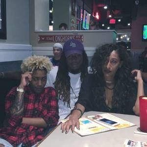 Meet your Posher, Buddy