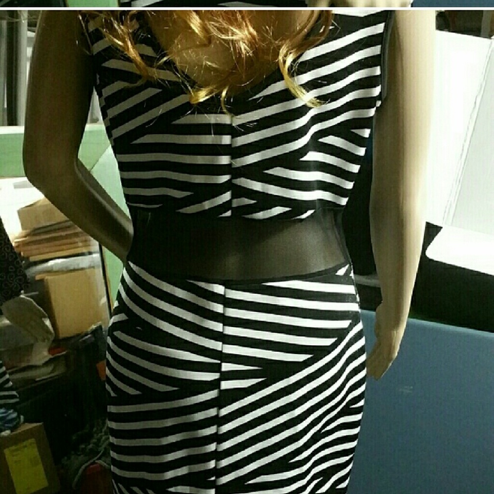 Striped meshed little mini dress L - Picture 2 of 4