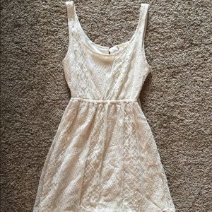 Cream lace summer wedding dress XS from Buckle