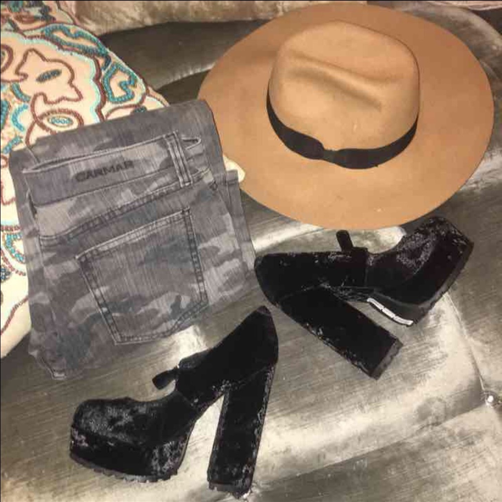 ⋆carmar