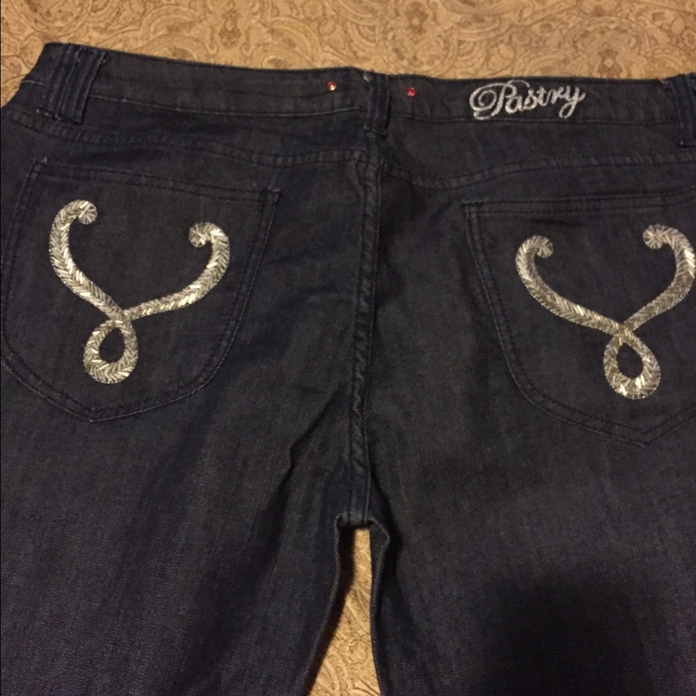 Pastry jeans