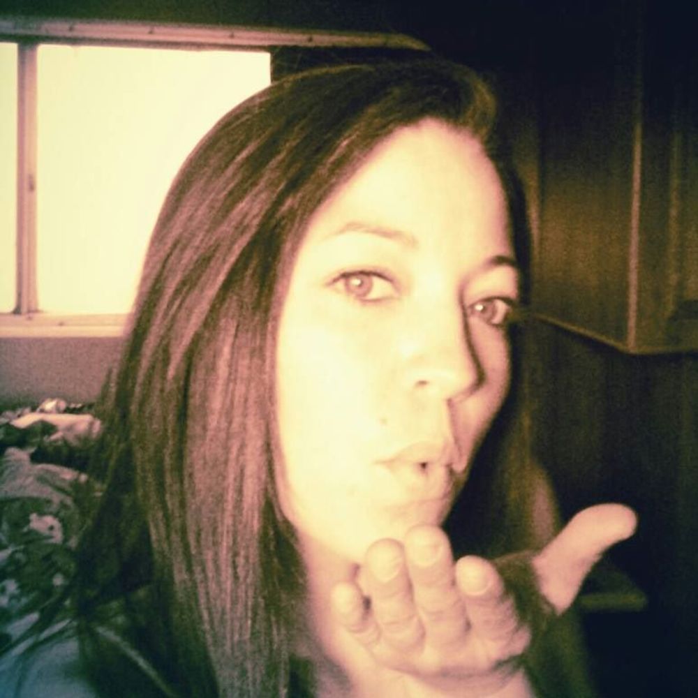 Meet your Posher, Teaira