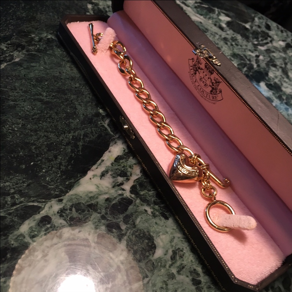 Beautiful bracelets, have too many to use all.