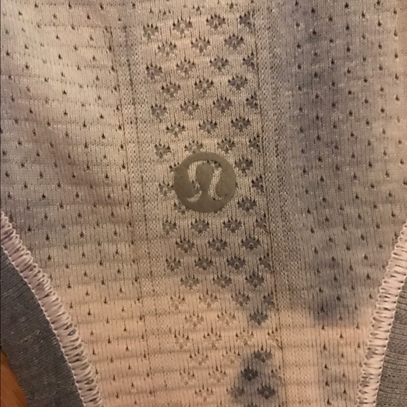 Lululemon run swiftly tank. - Picture 3 of 4