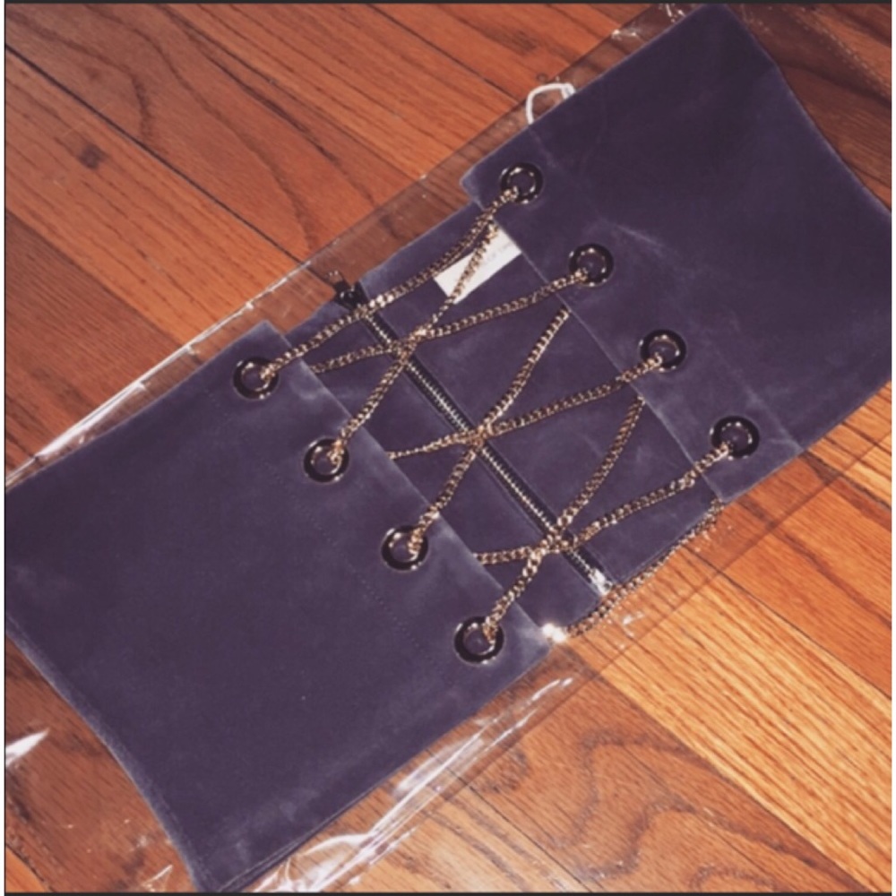 Gorgeous velvet corset belt