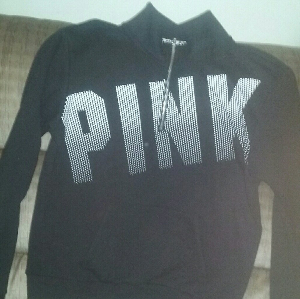SOLD! Vs Pink Pullover Never Worn 😊