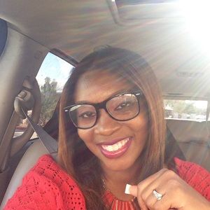 Meet your Posher, Edwana