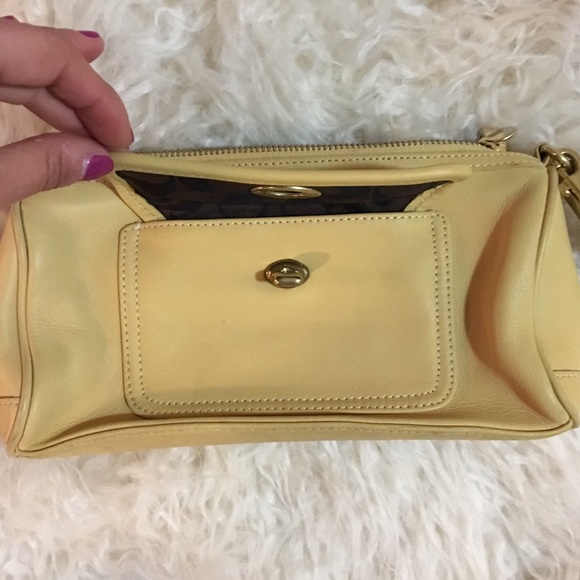 Coach handbag/clutch/wristlet/Shoulder Bag - Picture 7 of 8