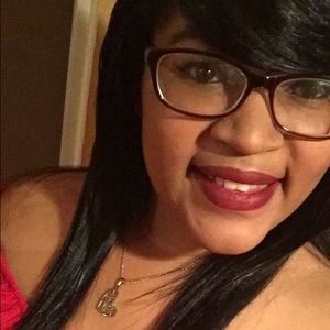 Meet your Posher, Fabiola