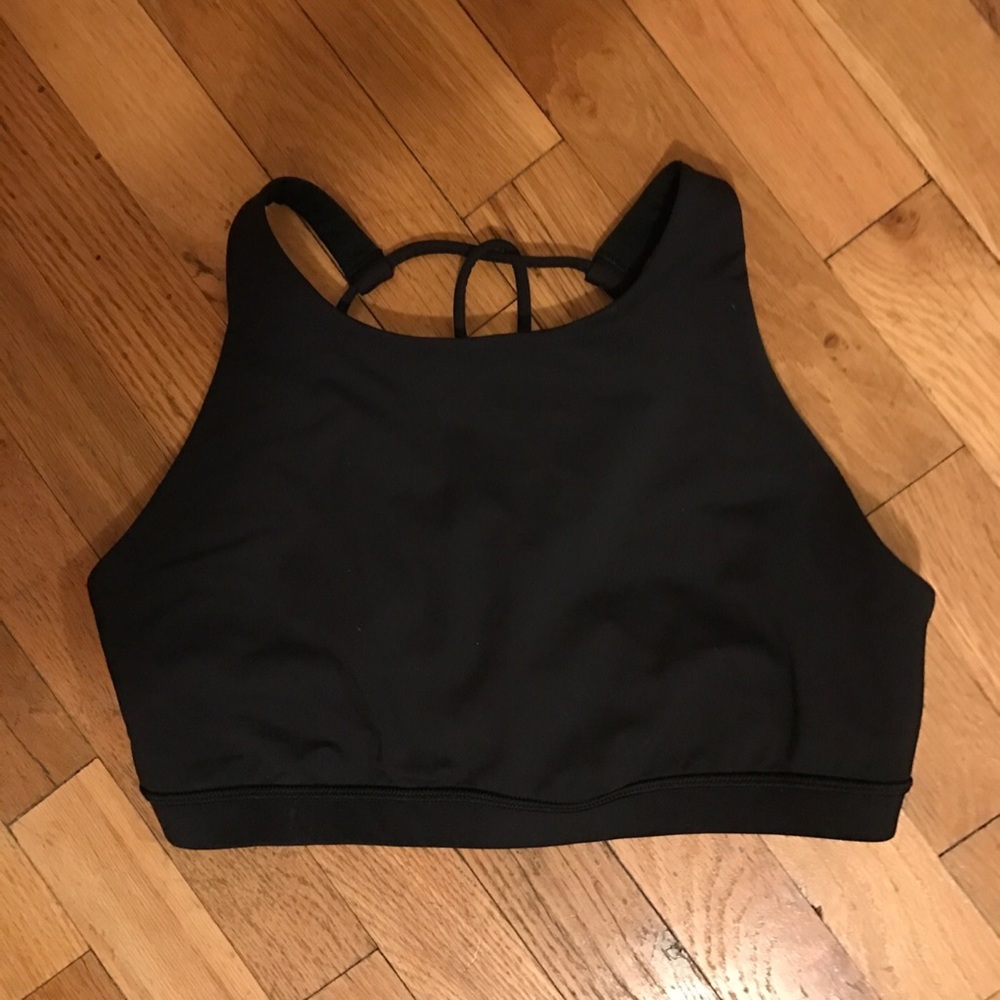 Lululemon High Neck, strappy sports bra