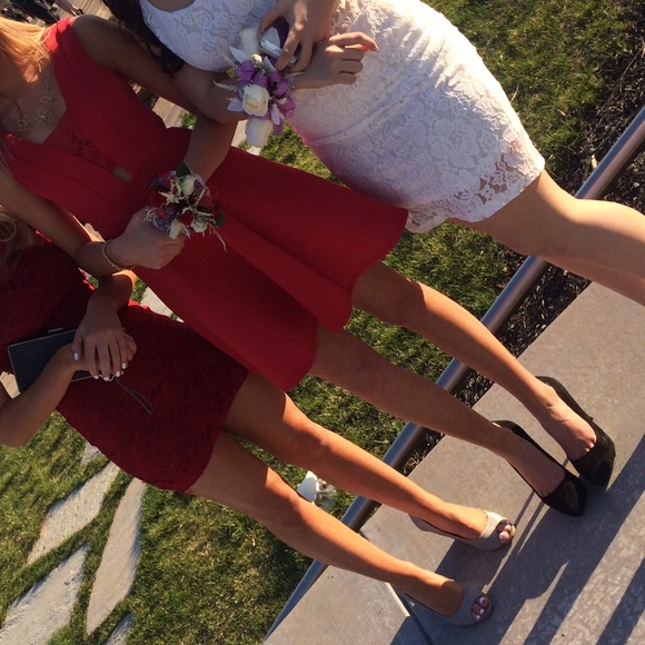 Red Dress - Picture 2 of 2