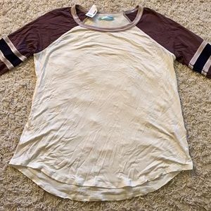 Maurices NWT baseball tee