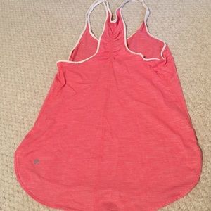 Lululemon🍋 tank!