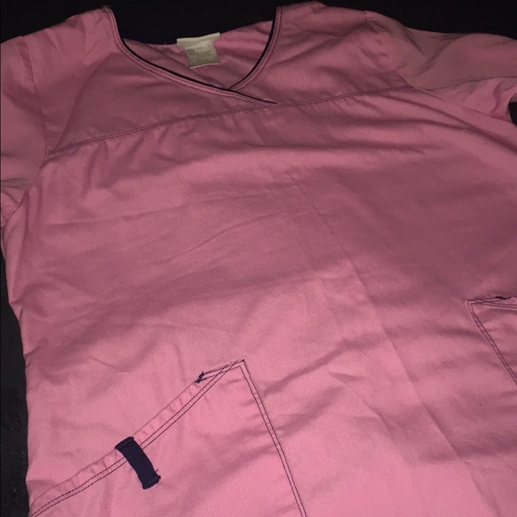 Scrub Top - Picture 2 of 3