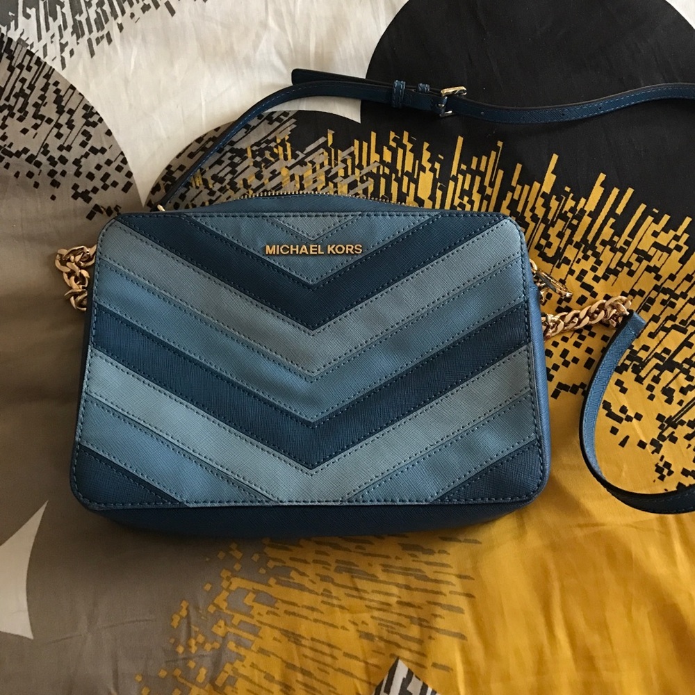 Authentic Michael Korea handbag