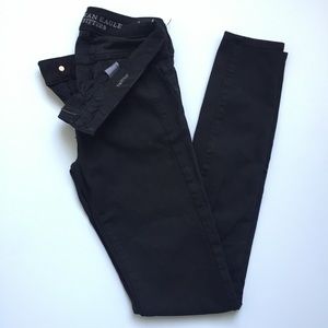 NWOT AE Black Jegging
