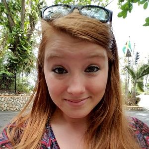Meet your Posher, Cassy