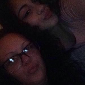 Meet your Posher, Gloria