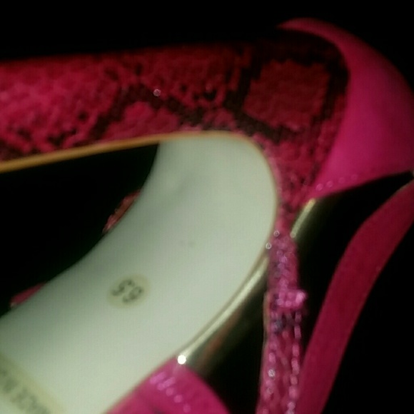 Heels .. - Picture 4 of 4