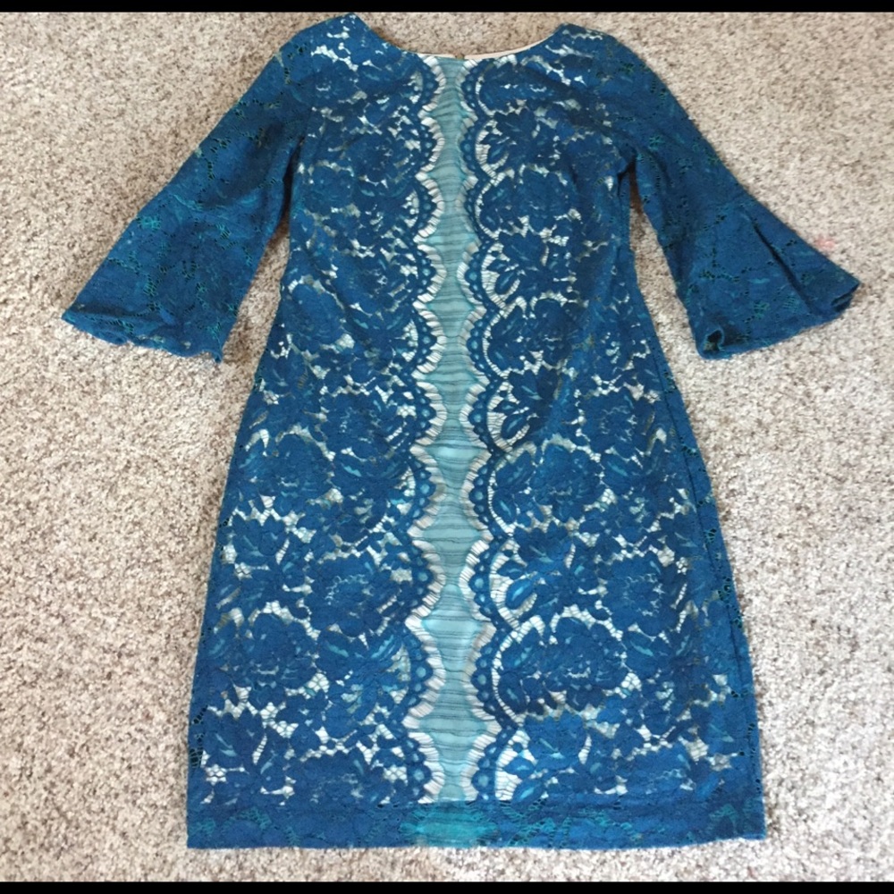 Gabby Skye Lace Dress- Dark Green-size 12