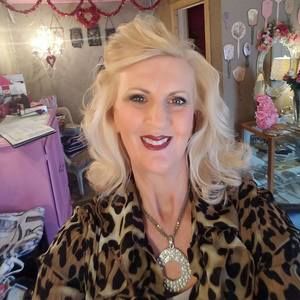 Meet your Posher, Kay fangrow