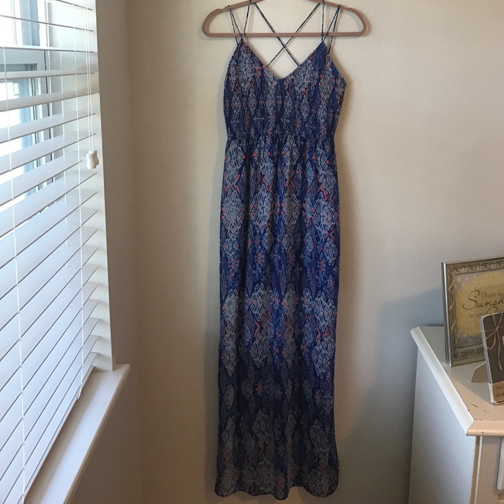 Multi colored maxi dress! 👗