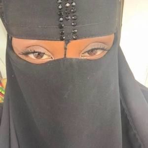 Meet your Posher, Rhonesia