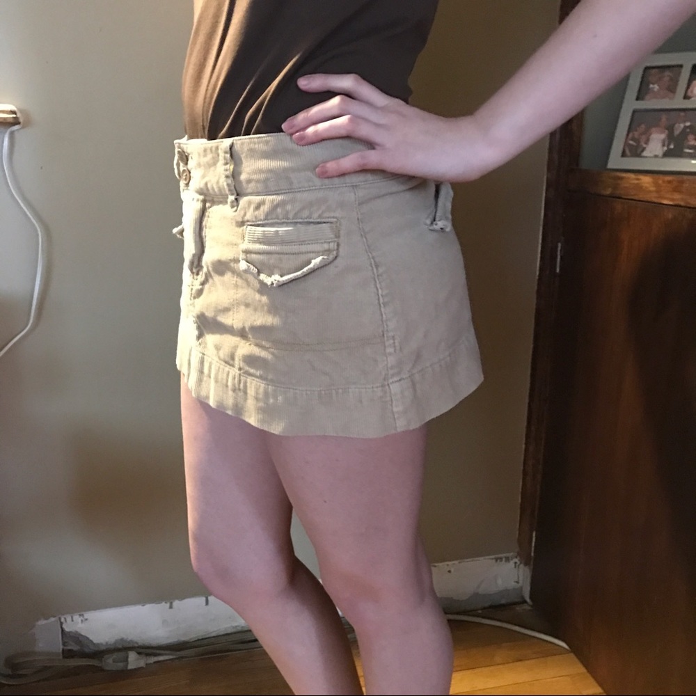 Taunt mini-skirt