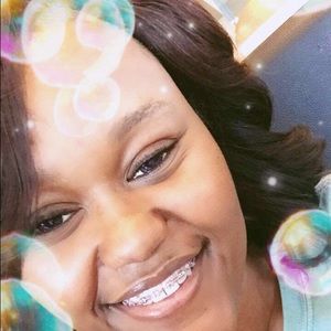 Meet your Posher, Phylisha