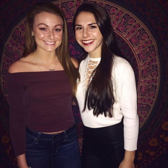 Meet your Posher, Kelsey - Picture 1 of 1