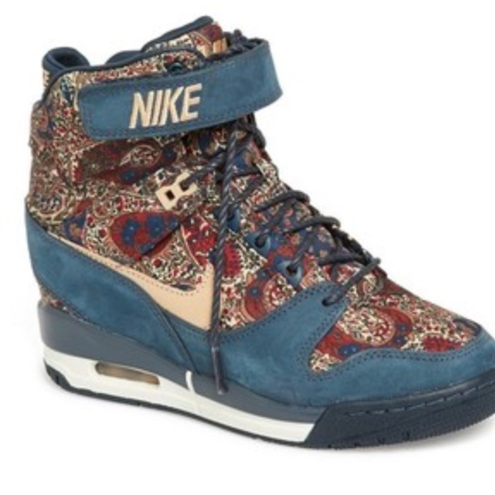 Nike Platform sneaker