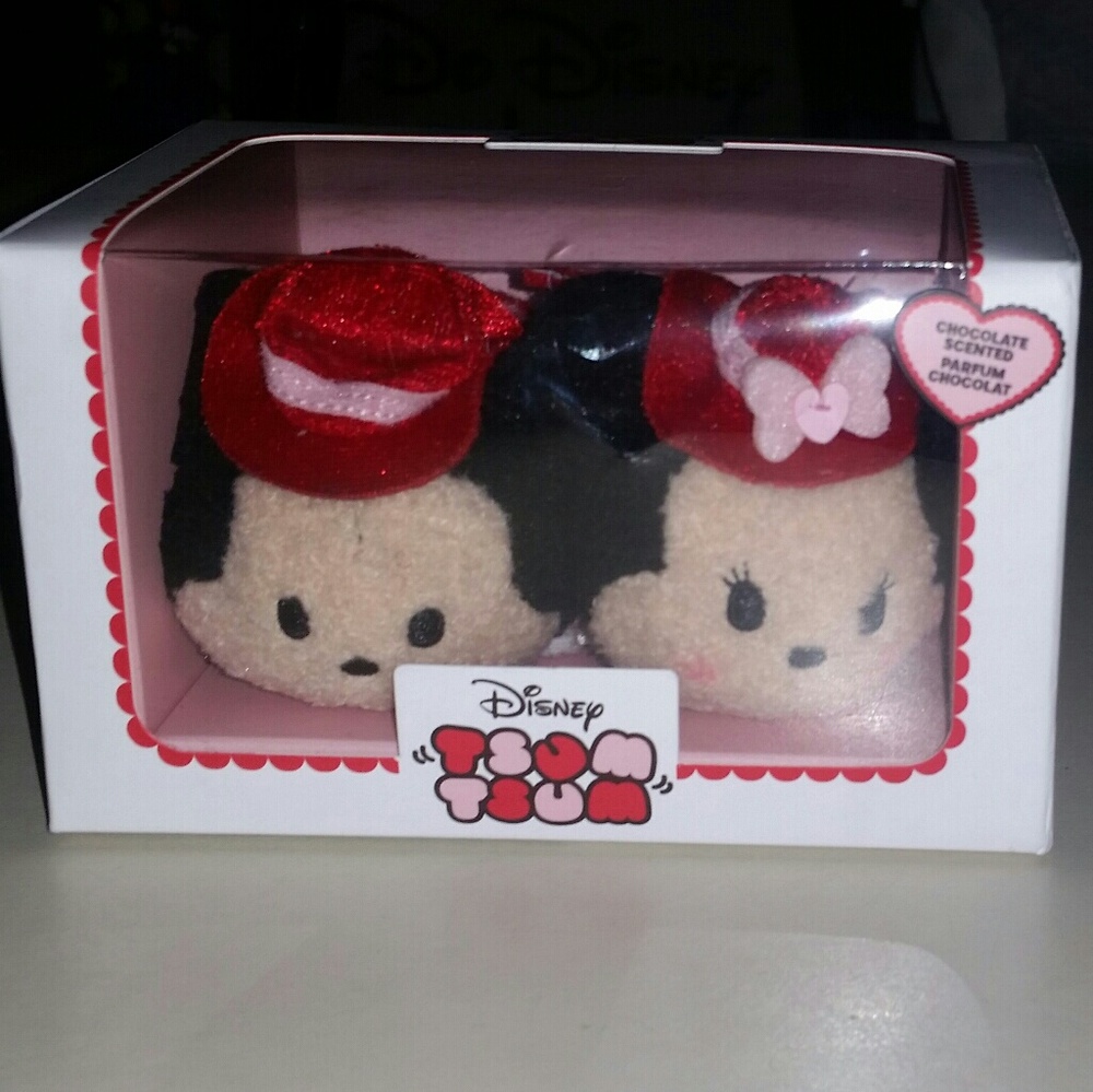 Disney Tsum Tsum Valentine's Day 2017 Box Set
