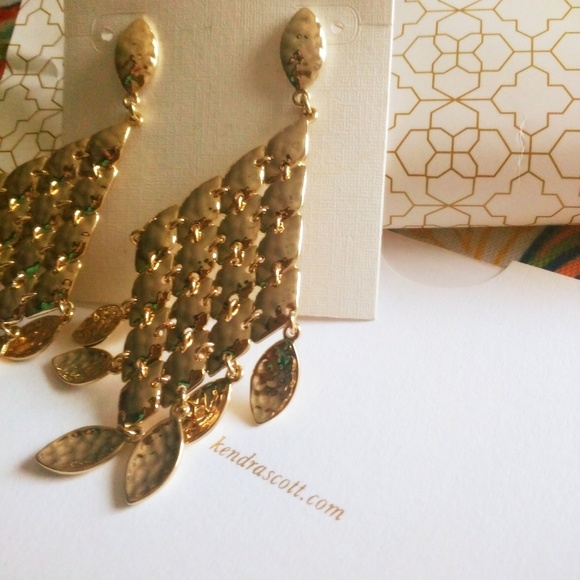 Kendra Scott Nera chandelier earrings in gold - Picture 1 of 1