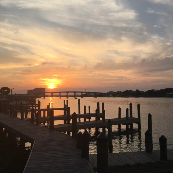 Meet your Posher, Melanie - Picture 5 of 7