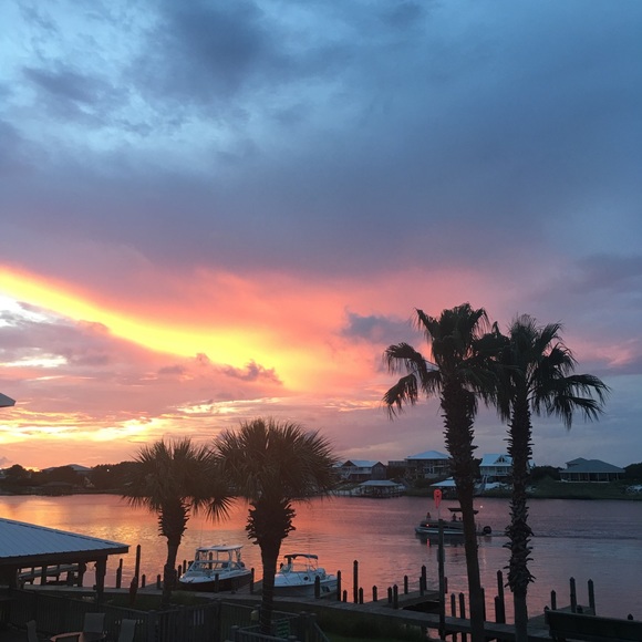 Meet your Posher, Melanie - Picture 6 of 7