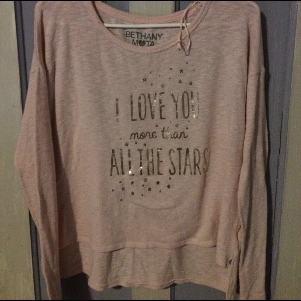 Bethany Mora light weight sweater.