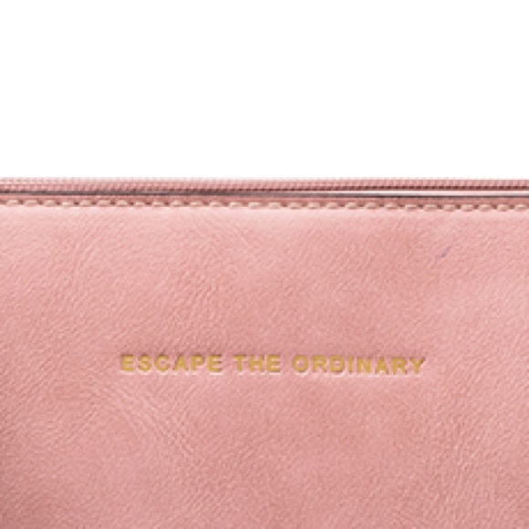 Melie Bianco Byron Quote Crossbody - Picture 2 of 7
