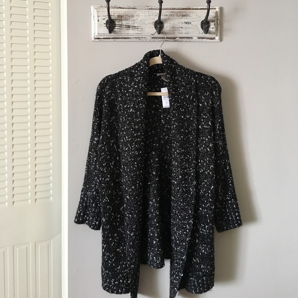 LOFT Sweaters - SALE!! LOFT NWT! Black White & Gold Cardigan