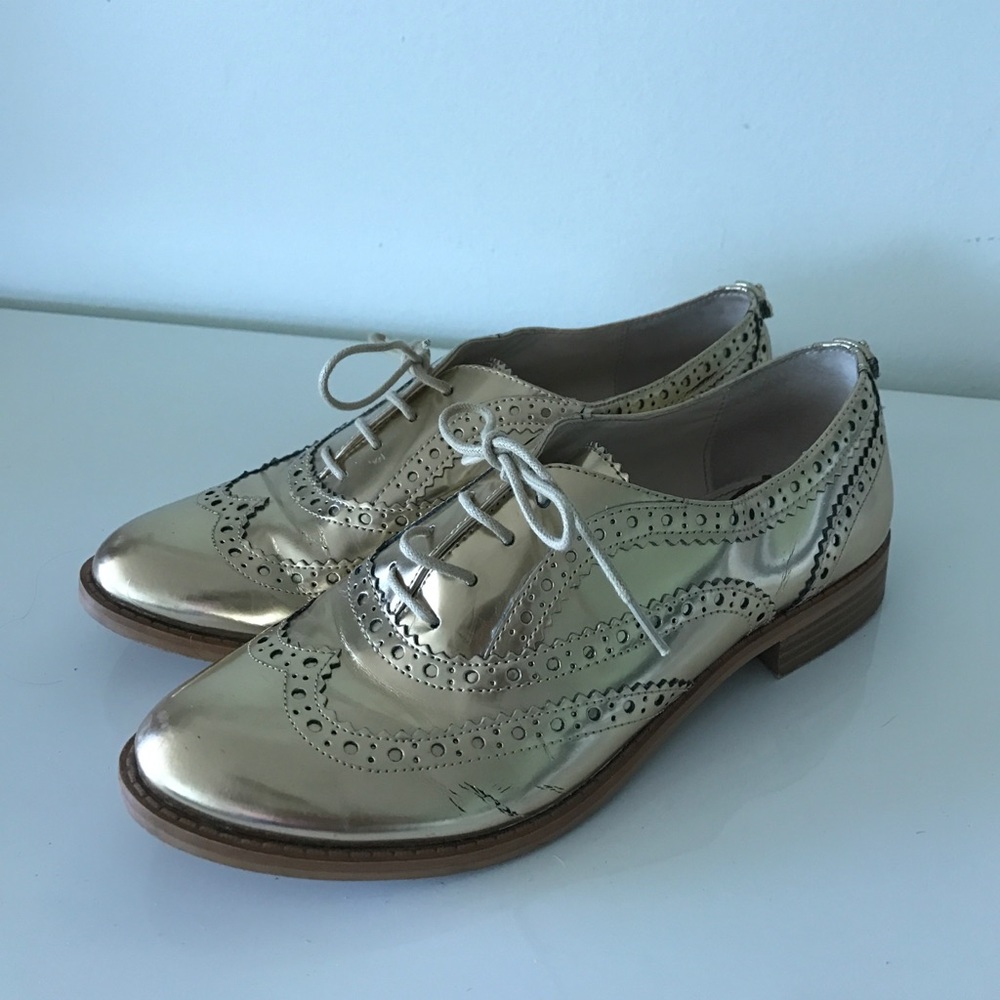 Sam Edelman Gold Oxfords! ✨