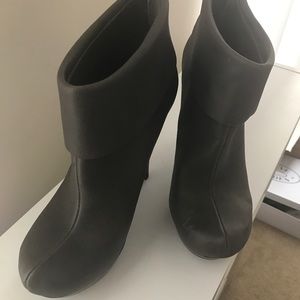 Jessica Simpson GINGI bootie Sz8