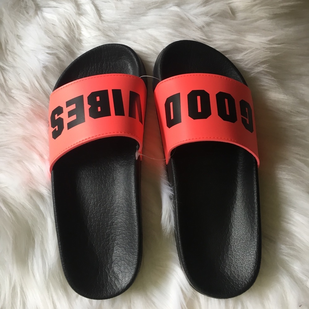 PINK VS slides