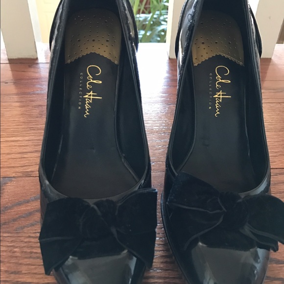 Patent leather VELVET BOW platform pump. NIKE AIR - Picture 1 of 7