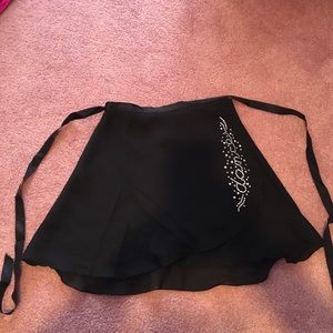 Wrap around dance skirt for girls